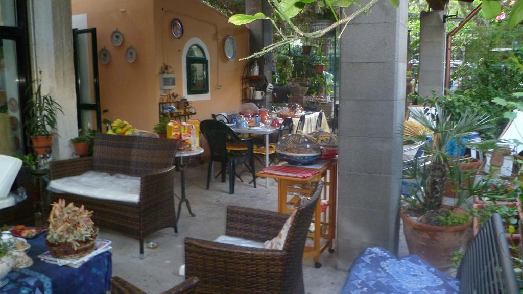 Bed and Breakfast The Garden Sferracavallo Habitación foto